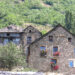 Pueblo de piedra en los Pirineos Catalanes
