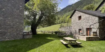 Apartaments L'Amfitriona Areu